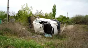 Kırıkkale'de Kamyonet Takla Attı: 3 Yaralı