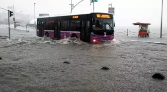 İstanbul'da bugün hava nasıl olacak? AKOM uyardı! İstanbul'da sağanak yağış mı bekleniyor?