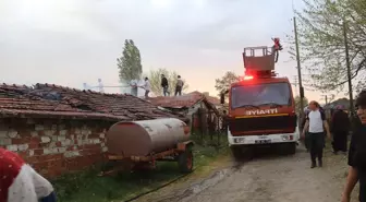 Amasya'da evin bahçesinde çıkan yangın söndürüldü