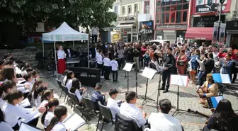 Edirne Müzik Akademisi Öğrencileri İlk Konserini Verdi