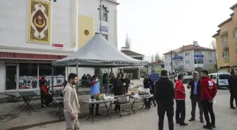 Tokat Belediyesi Deprem Sonrası Vatandaşlara Çorba Dağıttı