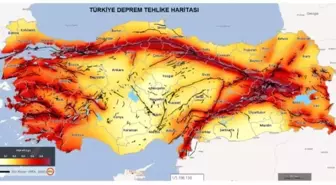 İzmir deprem bölgesi mi? İzmir'de deprem riski var mı, fay hattı geçiyor mu?