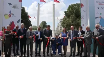 İzmir Kitap Fuarı Çocuk Edebiyatı Temasıyla Açıldı