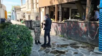 Zonguldak'ta Jandarma Üniformasıyla Esnaf ve Müşterilere GBT Kontrolü Yapan Kadın Yakalandı