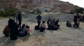 Manisa'da düzensiz göçmen operasyonu: 27 kişi yakalandı