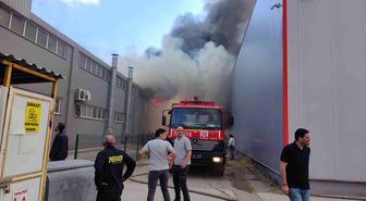 İnegöl'deki Sandalye Fabrikası Alevlere Teslim Oldu