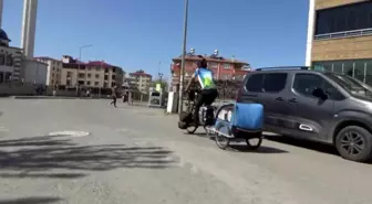 Tayvanlı Bisikletçi Jacky Chen İran'a Yolculuğuna Devam Ediyor