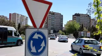 Kavşaklardaki Kural İhlalleri Trafik Kazalarının Nedeni