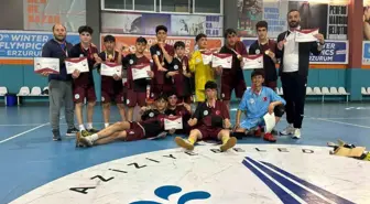 Ağrı'dan Okul Sporları Yıldız Erkekler Futsal Bölge Müsabakalarında birincilik