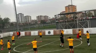 Görme Engelliler Futbol Milli Takımı Kayseri'de kampa girdi