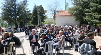 Sandıklı'da Vatandaşlar Yağmur Duasına Çıktı