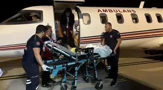 Şırnak'ta yüksek ateşli çocuk ambulans uçakla Ankara'ya nakledildi