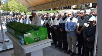 Tersanede hayatını kaybeden başmühendis son yolculuğuna uğurlandı