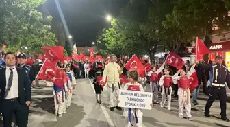 Burdur'da 23 Nisan kutlamaları kortej yürüyüşü ile başladı