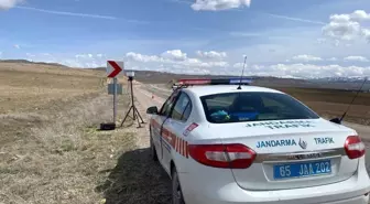 Van'da jandarma ekipleri 153 aracı trafikten men etti