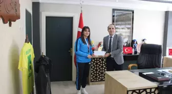 İskilip Kaymakamı, Türkiye Şampiyonu Sporcuları Kabul Etti