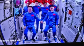 Çin'in Shenzhou-18 Uzay Aracı, Uzay İstasyonuna Giriş Yaptı