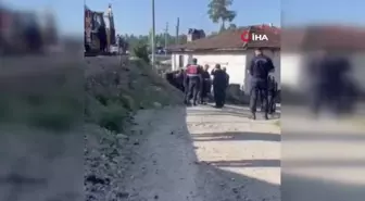 Yoldan çıkan otomobil evin yanına çarptı, sürücü öldü