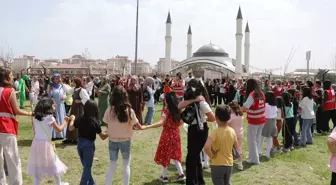 Ağrı'da Türk Kızılay tarafından 'Çocuk Festivali' düzenlendi