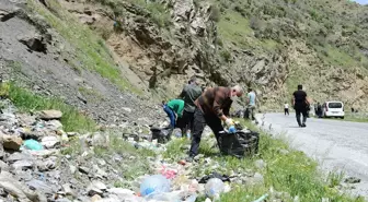 Van Çatak ilçesinde bahar temizliği çalışmaları devam ediyor