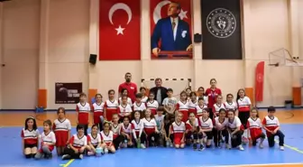 Kayseri'de Fabrika Voleybol Projesi'ne büyük ilgi