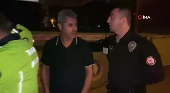 Alkollü araç kullanırken kaza yaptı, gülerek hastaneye gitti