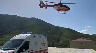 Van'ın Bahçesaray ilçesinde rahatsızlanan hasta ambulans helikopterle Van Eğitim ve Araştırma Hastanesine ulaştırıldı