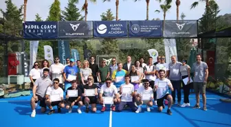 Alanya'da Padel Antrenör Eğitimi Programı Tamamlandı