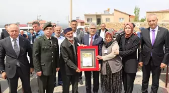 Pençe-Kilit Operasyonu Şehidi Hikmet Aslan'ın Ailesine Şehitlik Beratı Takdim Edildi