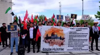 Eskişehir Osmangazi Üniversitesi Öğrencileri Filistin'e Destek Yürüdü