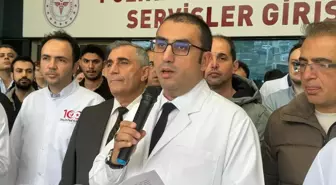 Giresun Üniversitesi Eğitim ve Araştırma Hastanesi'nde Doktora Saldırı Protesto Edildi