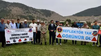 Gaziantep'te Jandarma, Çiftçilere Reflektör Dağıttı