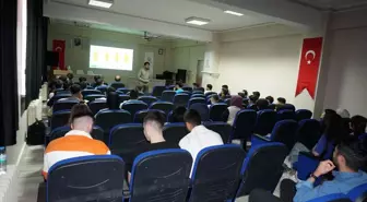 Konya'da Üniversite Öğrencilerine Tütün Bağımlılığı Semineri Verildi