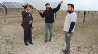 AK Parti Van Milletvekili Kayhan Türkmenoğlu Güneş Enerji Santralini İnceledi