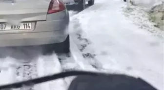 Alanya'da Şiddetli Dolu Yağışı Trafiği Felç Etti