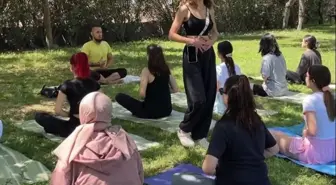 Kumluca Kredi ve Yurt Kurumunda Öğrencilere Yoga Eğitimi Verildi