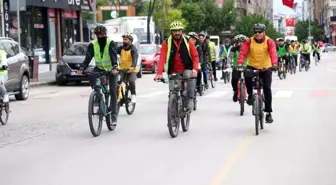 Elazığ'da Bisikletliler Sağlık İçin Pedal Çevirdi