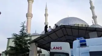 Adana'da camideki tadilat sırasında işçi yaralandı