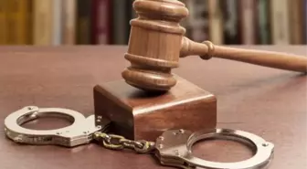 Eski voleybolcu ve öğretmen sevgilisine hırsızlıktan gözaltı