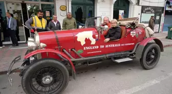 İngiliz çift, 1924 model otomobilleriyle dünya turuna çıktı