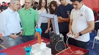 Osmaniye'de Öğrencilerin Tasarladığı Robotların Yer Aldığı Yarışma Düzenlendi