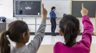 20 BİN ÖĞRETMEN ATAMASI NE ZAMAN YAPILACAK? Branş dağılımı belli oldu mu? KPSS öğretmen atamasında mülakat var mı?