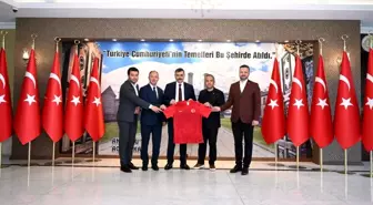 Erzurum Valisi Mustafa Çiftçi, Türkiye Futbol Federasyonu yetkililerini kabul etti