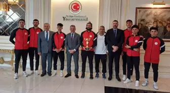 Yozgat Valisi Mehmet Ali Özkan, Kredi ve Yurtlar Spor Olimpiyatları'nda Bölge Birincilerini Kabul Etti