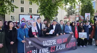 AK Parti Kadın Kolları, Gazzeli Anneler İçin Basın Açıklaması Yaptı