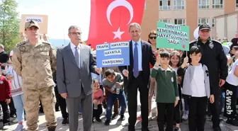 Bitlis'te Karayolu Güvenliği ve Trafik Haftası Etkinliği Düzenlendi