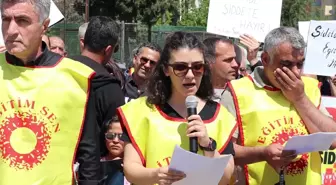 Malatya'da Öğretmenler, Okul Müdürünün Ölümünü Protesto Etti