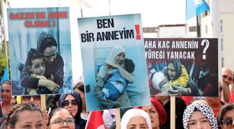 AK Parti Antalya Kadın Kolları, Gazze'deki Anneler İçin Toplandı