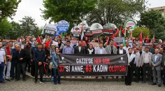 AK Parti İl Kadın Kolları, İsrail'in Gazze'ye yönelik saldırılarında hayatını kaybeden anneler ve çocuklar için basın açıklaması yaptı