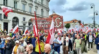 Polonya'da çiftçiler AB tarım politikalarını protesto etti